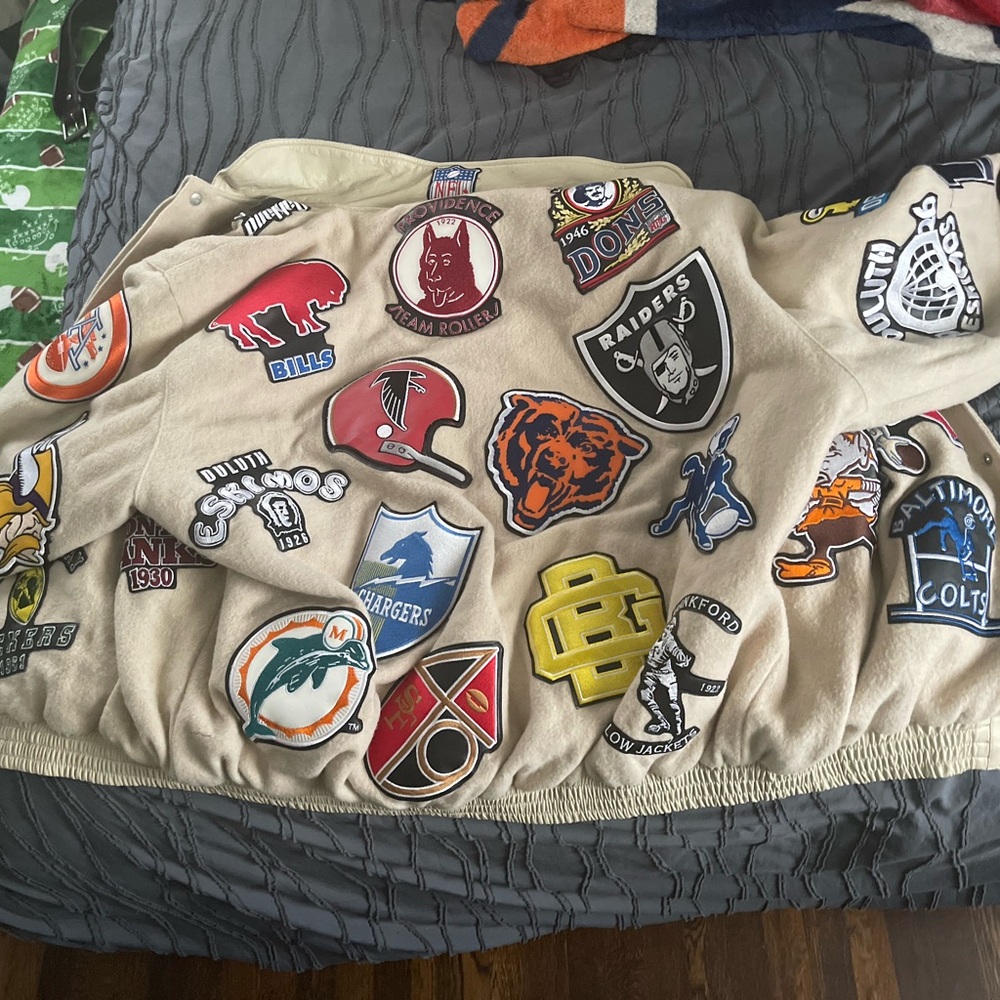 NFL Beige Jacket with White Satin Lining Jeff Hamilton NFL logo